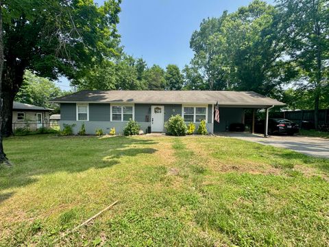 Photo of 410 Ballard Street, Dayton, TN 37321 (MLS # 1527387)