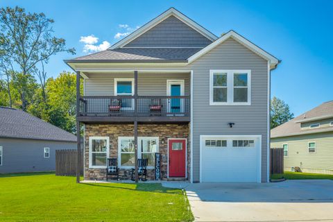 Photo of 44 Rock Bridge Drive, Ringgold, GA 30736 (MLS # 1529762)