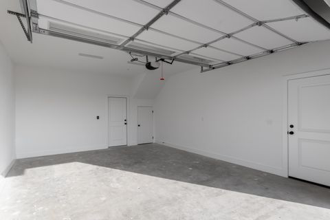 Tiny photo for 943 Montague Place, Chattanooga, TN 37408 (MLS # 1527274)