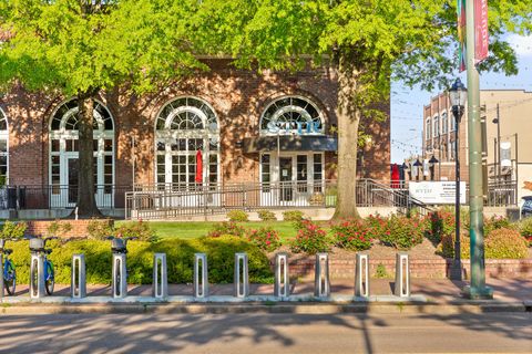 Tiny photo for 943 Montague Place, Chattanooga, TN 37408 (MLS # 1527274)