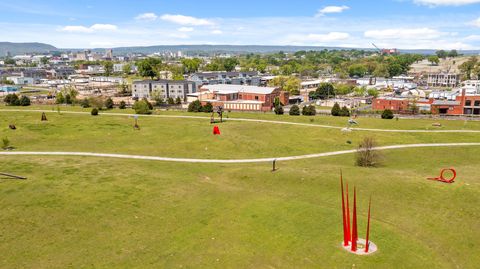 Tiny photo for 943 Montague Place, Chattanooga, TN 37408 (MLS # 1527274)