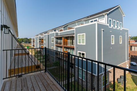 Tiny photo for 943 Montague Place, Chattanooga, TN 37408 (MLS # 1527274)