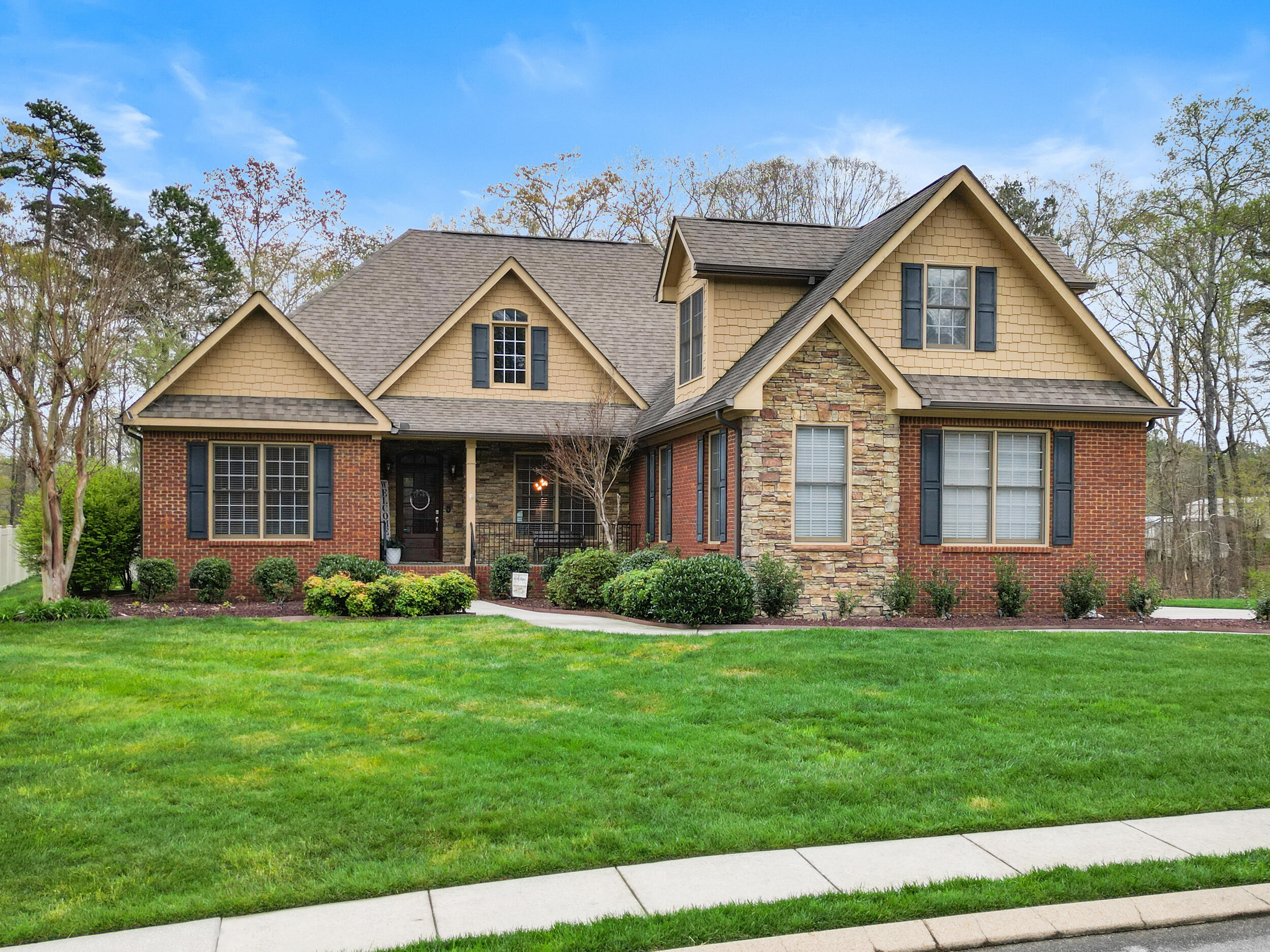 11182 Captains Cove Drive, Soddy Daisy, Tennessee image 2