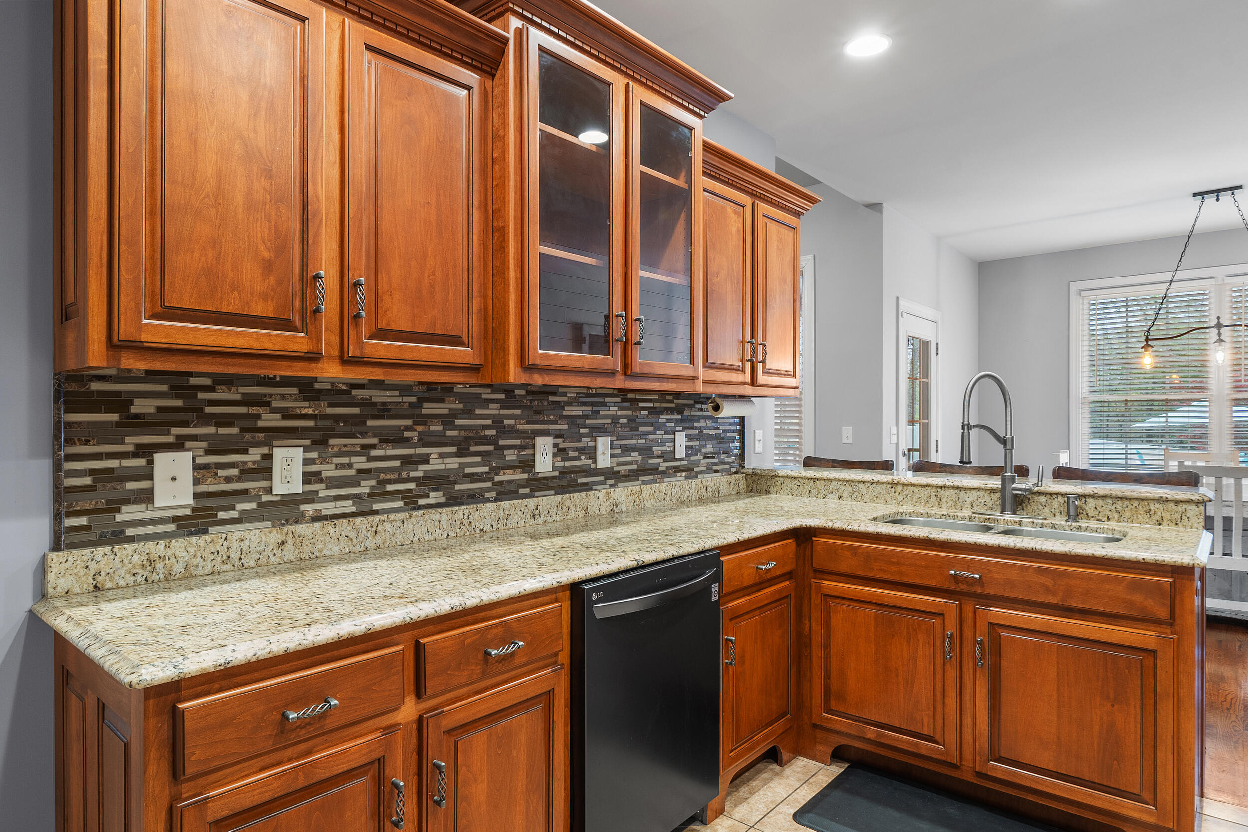 11182 Captains Cove Drive, Soddy Daisy, Tennessee image 13