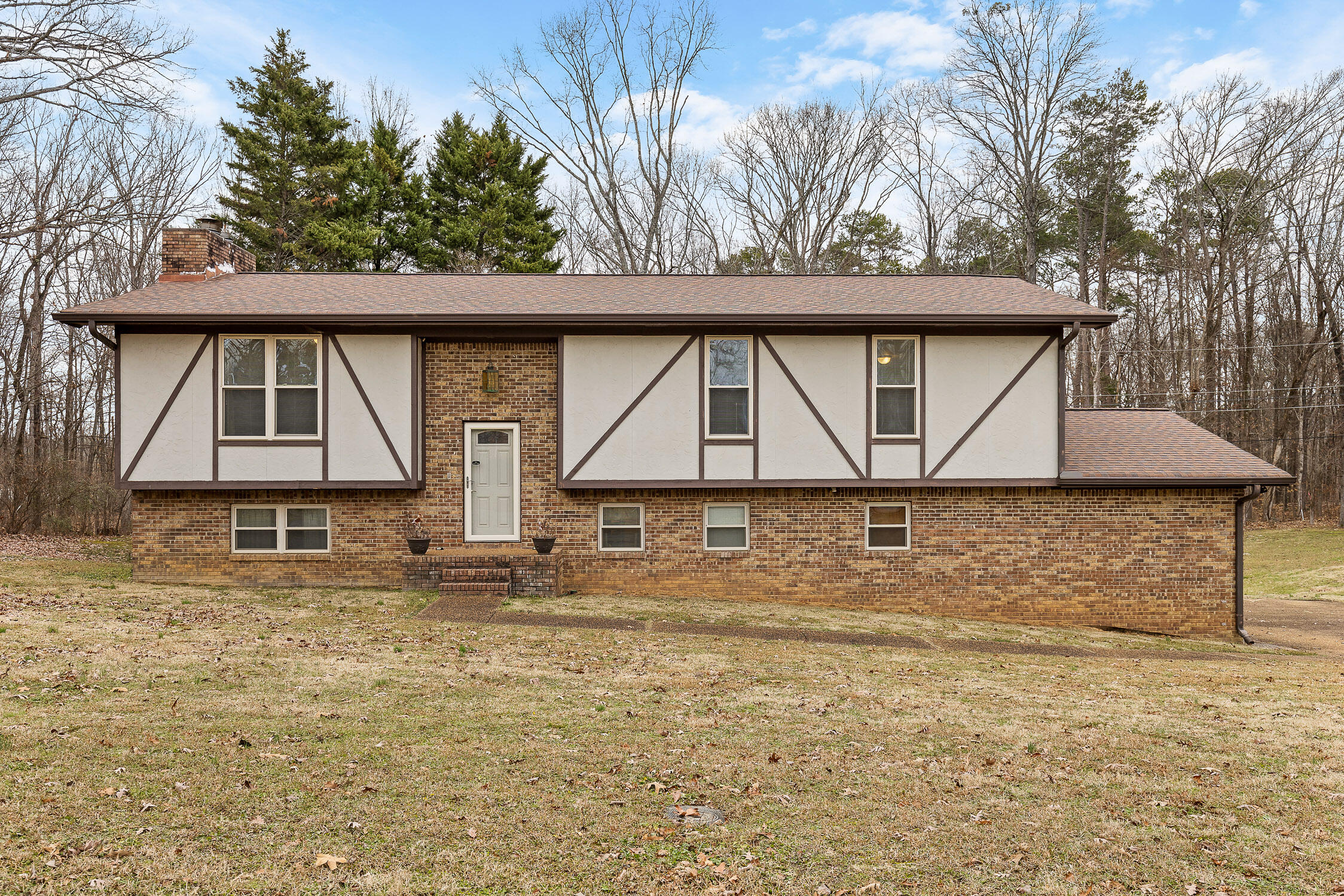 Chattanooga, Tennessee 37421, United States, 3 Bedrooms Bedrooms, ,3 BathroomsBathrooms,Residential,Active,19615