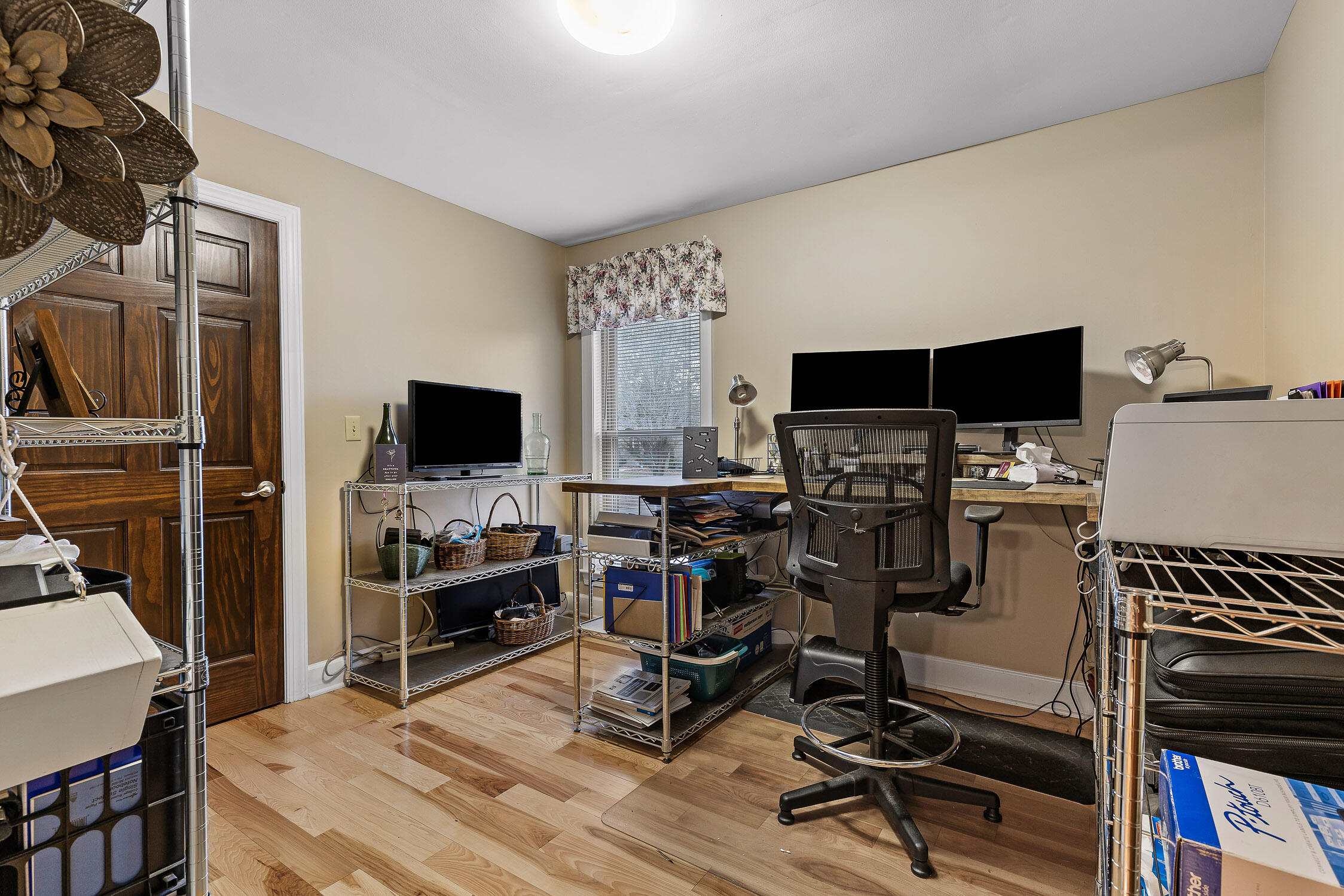 Chattanooga, Tennessee 37421, United States, 3 Bedrooms Bedrooms, ,3 BathroomsBathrooms,Residential,Active,19615