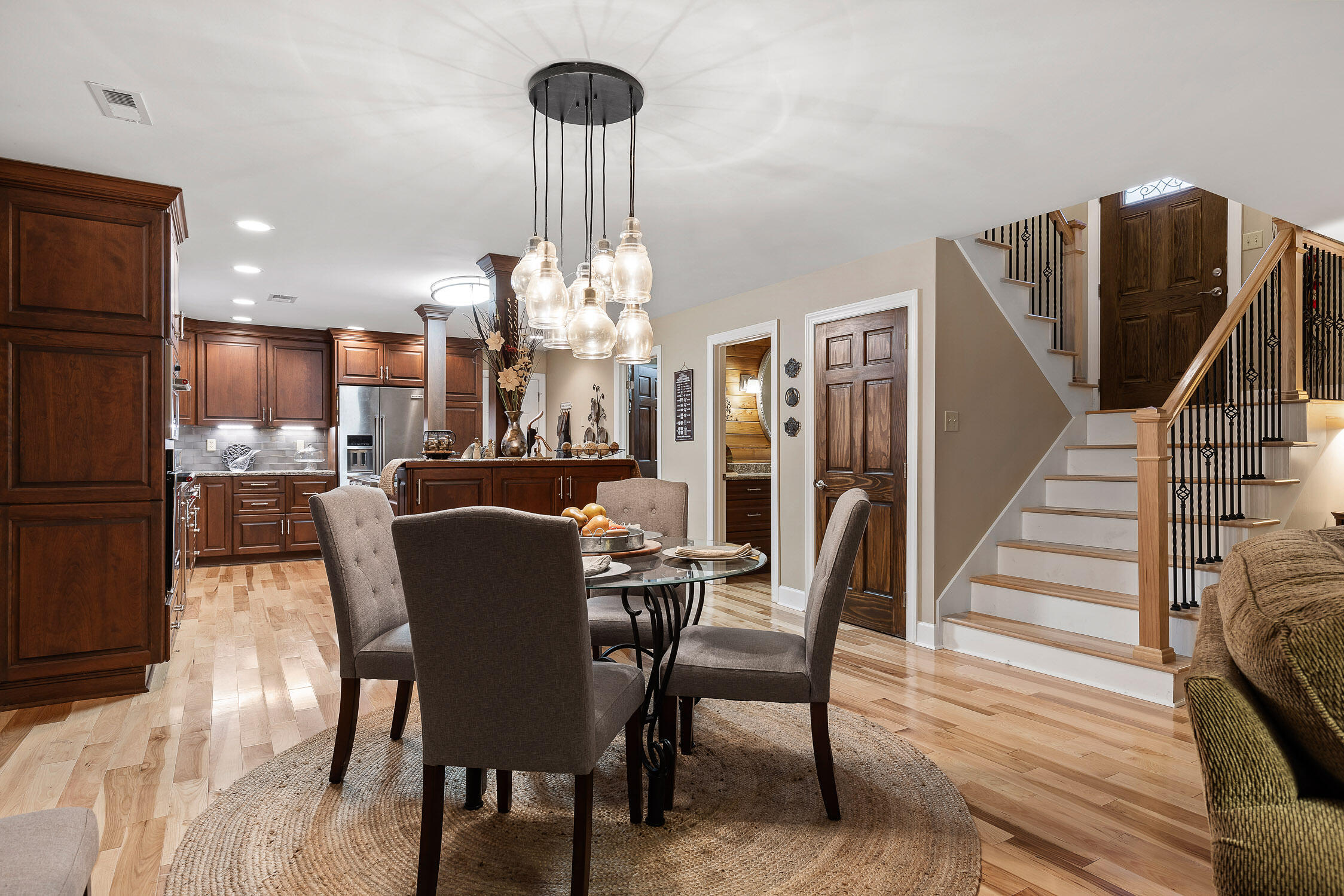 Chattanooga, Tennessee 37421, United States, 3 Bedrooms Bedrooms, ,3 BathroomsBathrooms,Residential,Active,19615