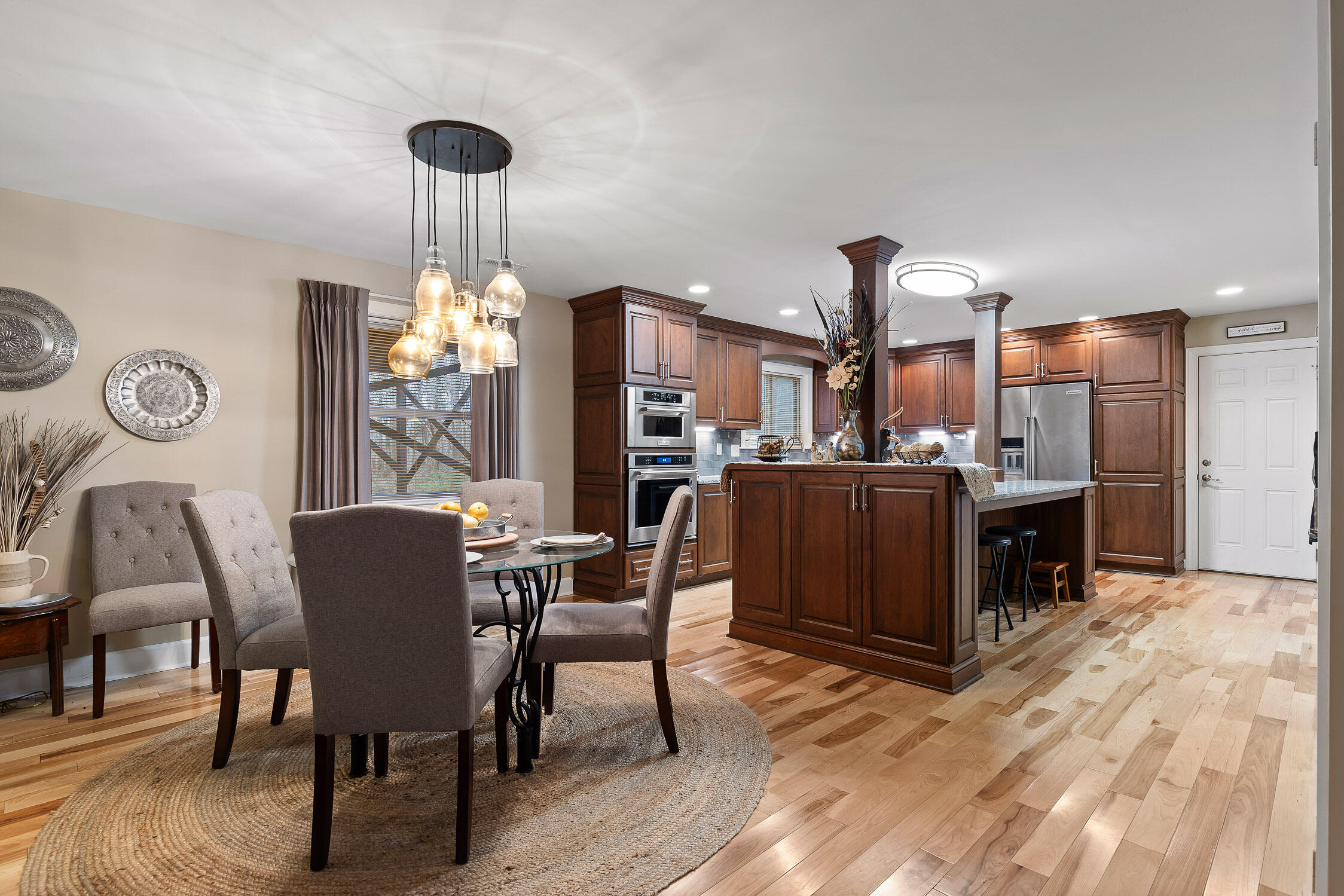 Chattanooga, Tennessee 37421, United States, 3 Bedrooms Bedrooms, ,3 BathroomsBathrooms,Residential,Active,19615