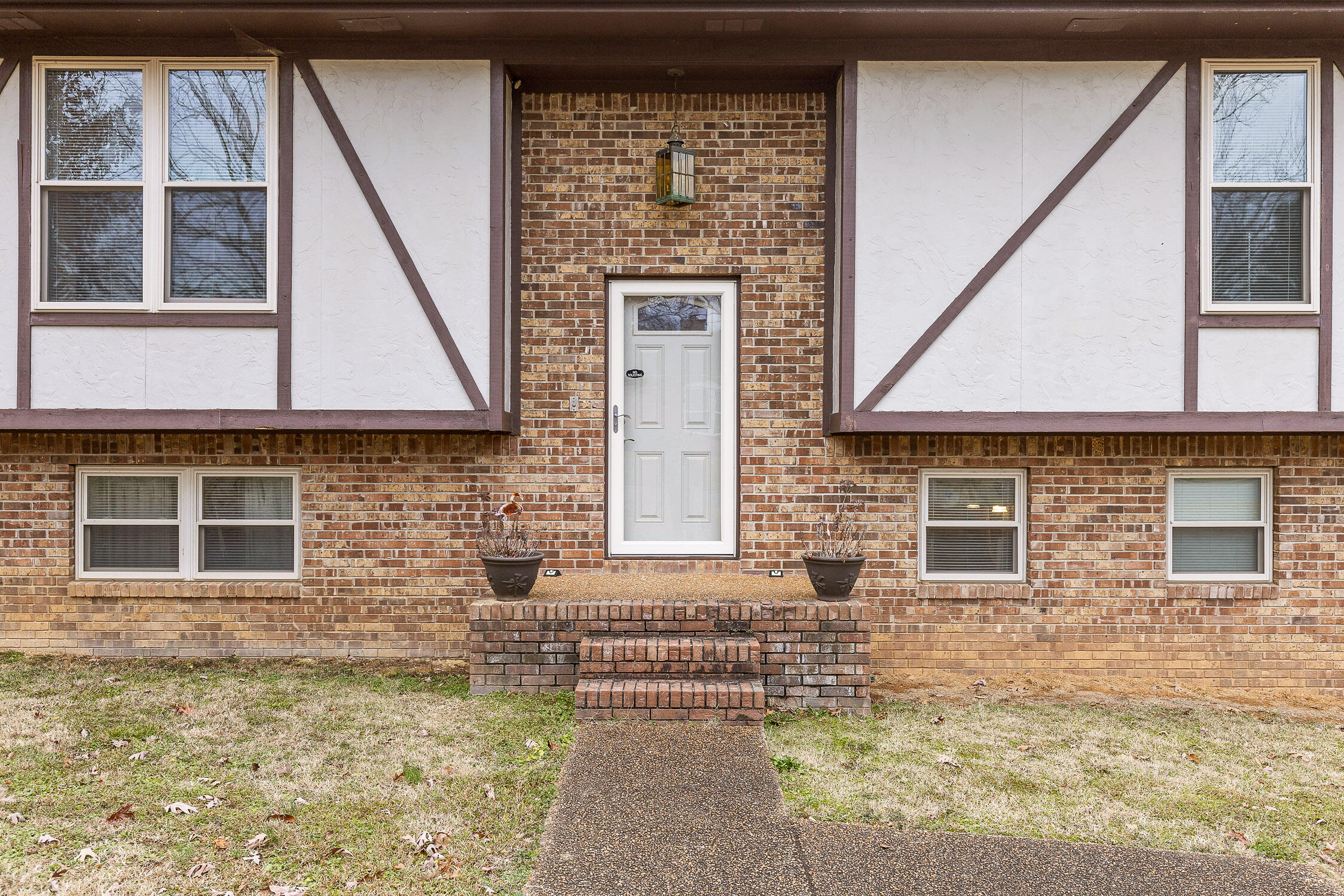 Chattanooga, Tennessee 37421, United States, 3 Bedrooms Bedrooms, ,3 BathroomsBathrooms,Residential,Active,19615