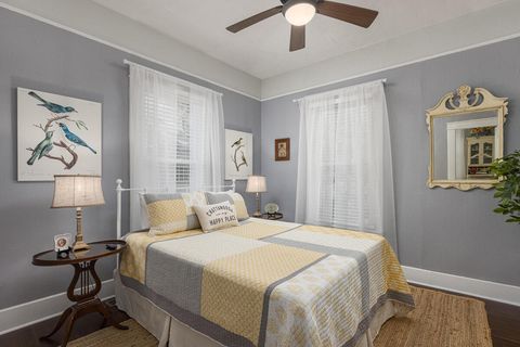 Tiny photo for 5719 Saint Elmo Avenue, Chattanooga, TN 37409 (MLS # 1527949)