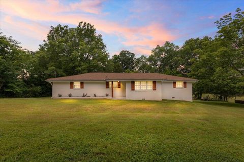 918 Old Lafayette Road Chickamauga GA 30707