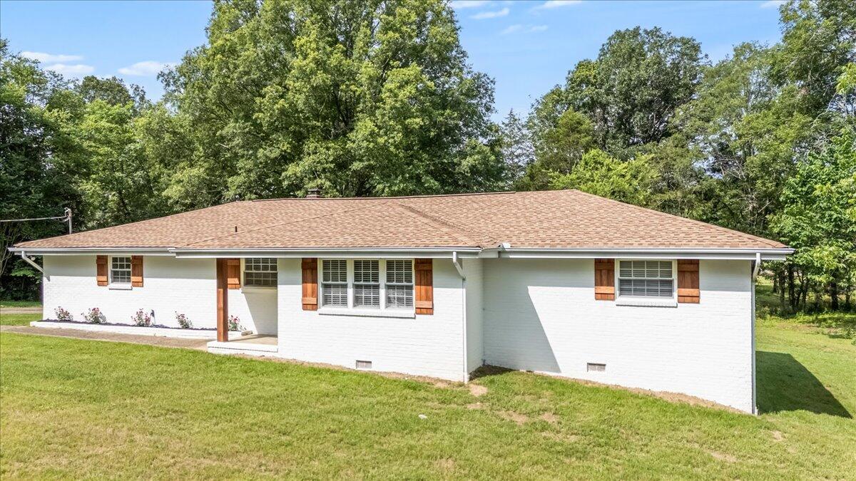 918 Old Lafayette Road