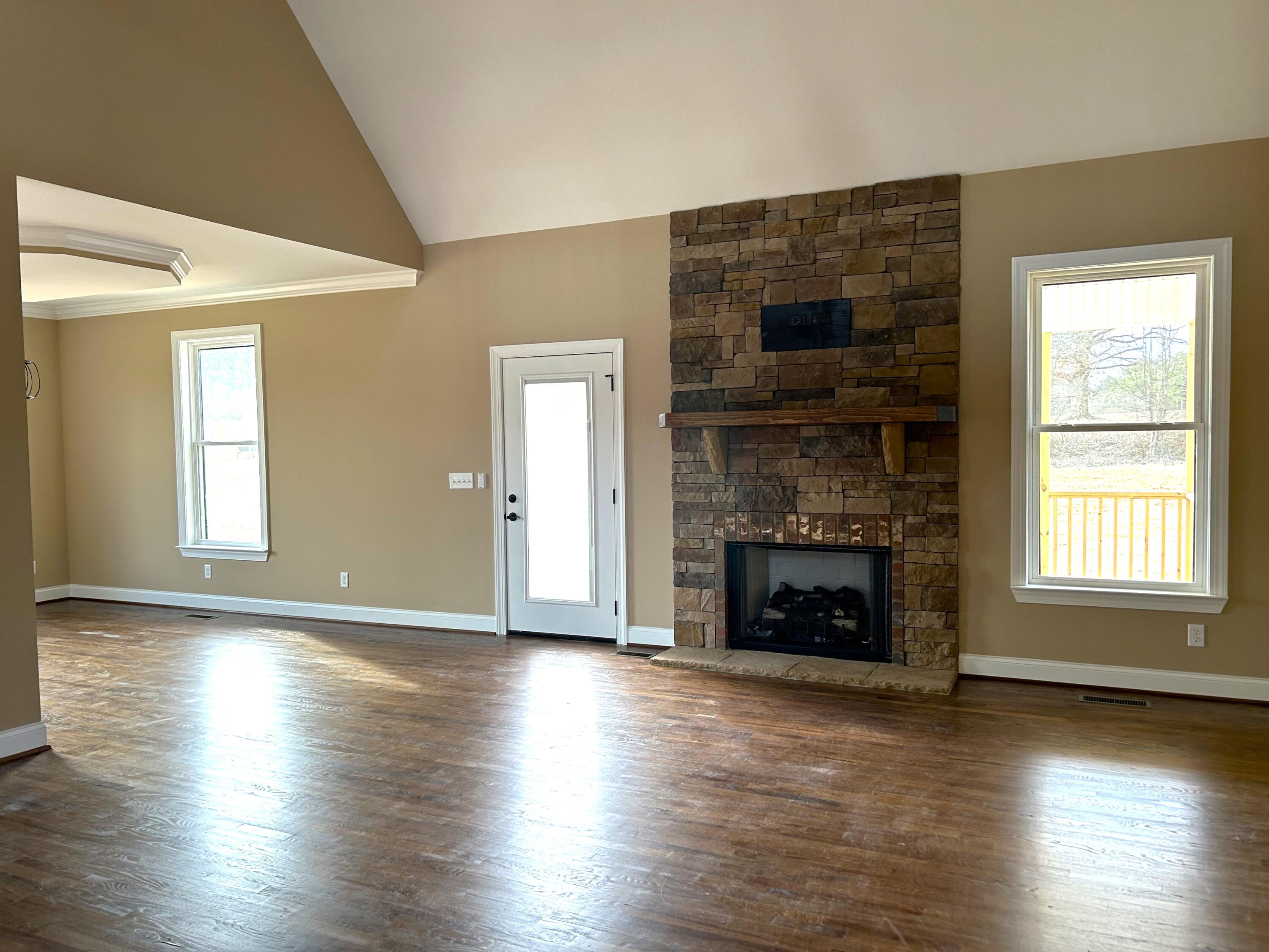 Rock Spring, Georgia 30739, United States, 4 Bedrooms Bedrooms, ,4 BathroomsBathrooms,Residential,Active,36410