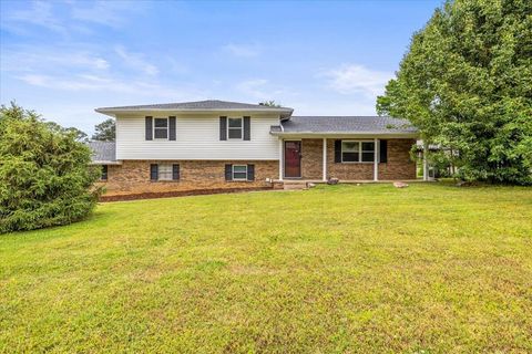 Photo of 2013 Morris Hill Road, Chattanooga, TN 37421 (MLS # 1533898)
