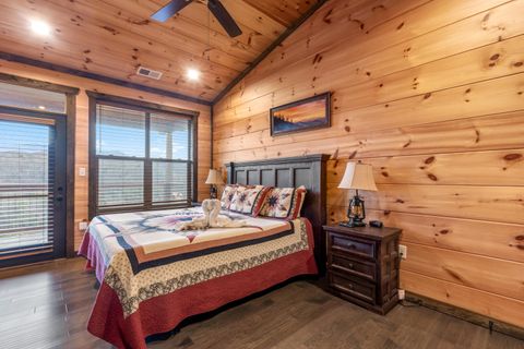 Tiny photo for 4608 Dreamland Way Way, Sevierville, TN 37876 (MLS # 1528929)