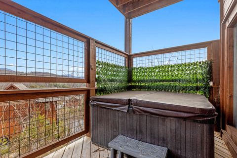 Tiny photo for 4608 Dreamland Way Way, Sevierville, TN 37876 (MLS # 1528929)