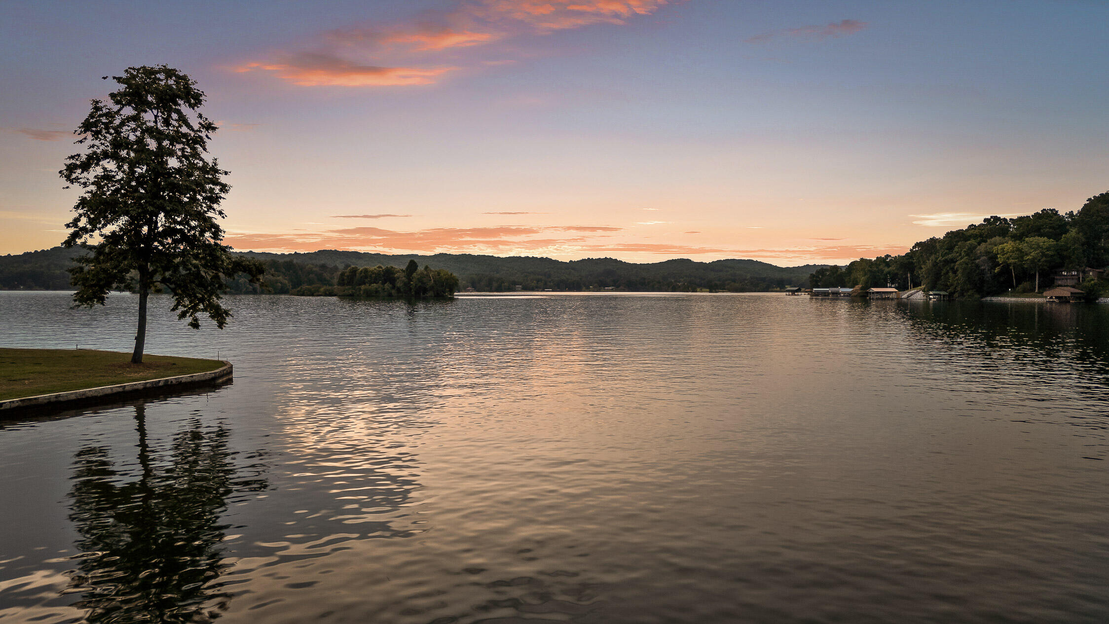 Spring City, Tennessee 37381, United States, 4 Bedrooms Bedrooms, ,4 BathroomsBathrooms,Residential,Active,233576