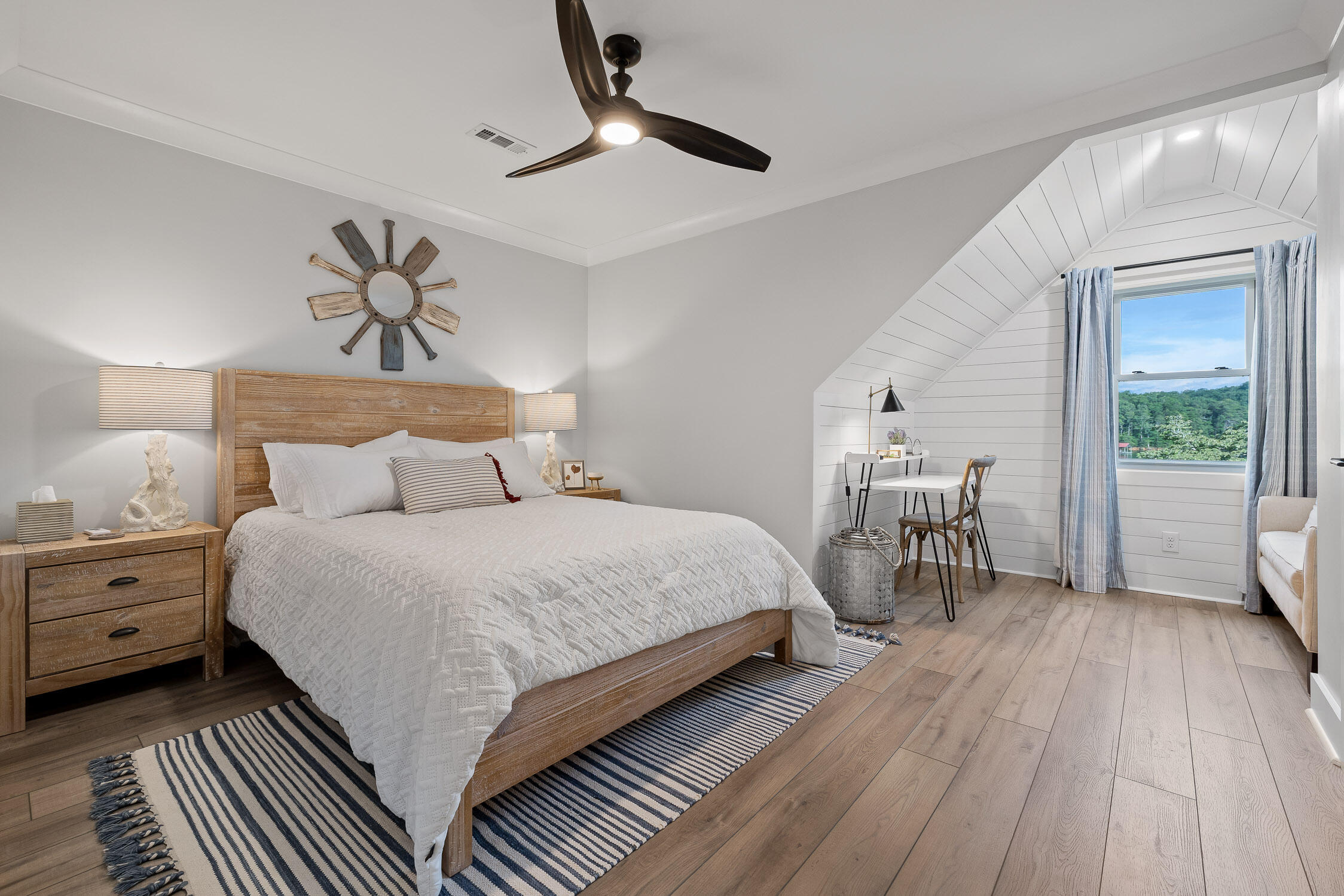 Spring City, Tennessee 37381, United States, 4 Bedrooms Bedrooms, ,4 BathroomsBathrooms,Residential,Active,233576