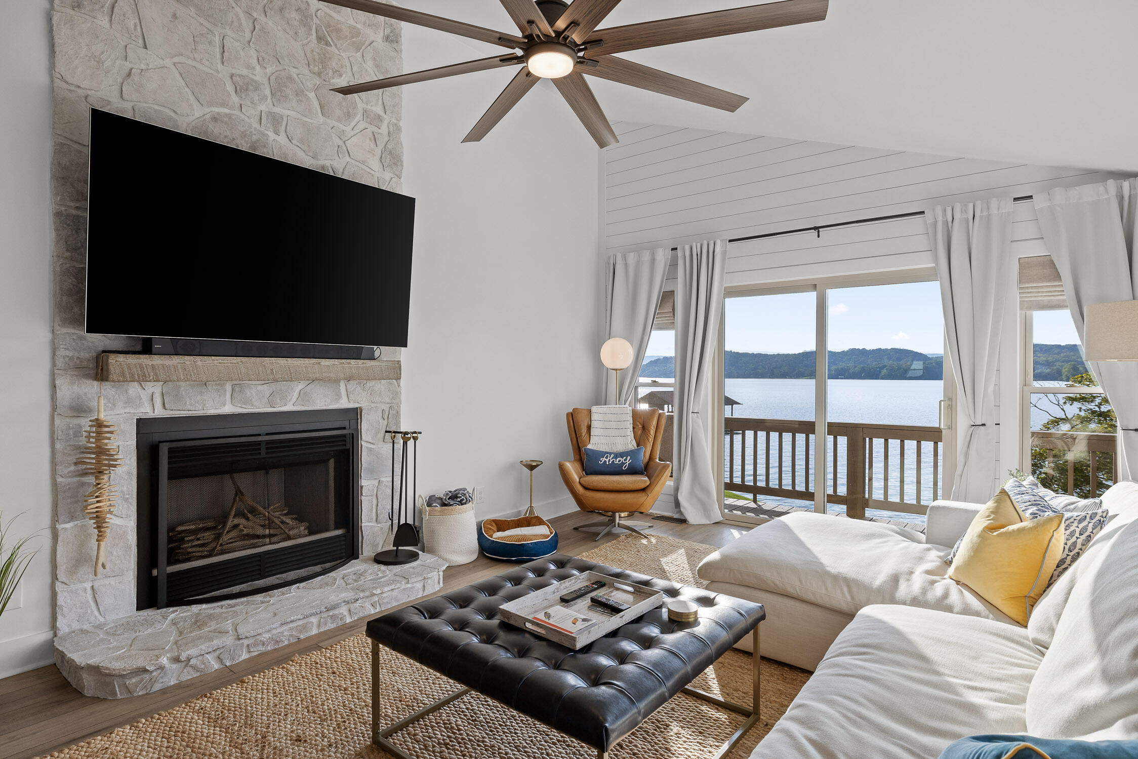 Spring City, Tennessee 37381, United States, 4 Bedrooms Bedrooms, ,4 BathroomsBathrooms,Residential,Active,233576