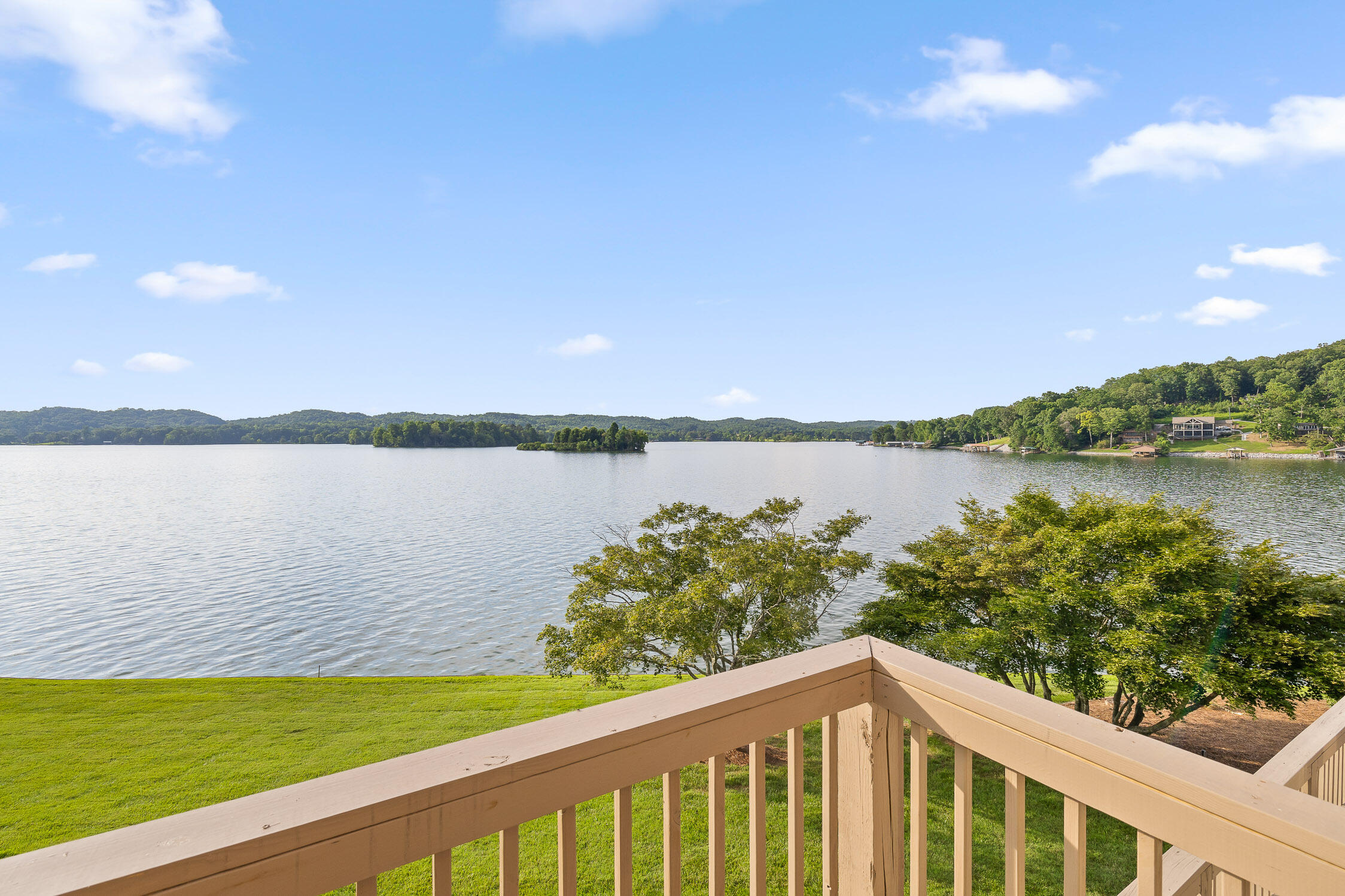 Spring City, Tennessee 37381, United States, 4 Bedrooms Bedrooms, ,4 BathroomsBathrooms,Residential,Active,233576