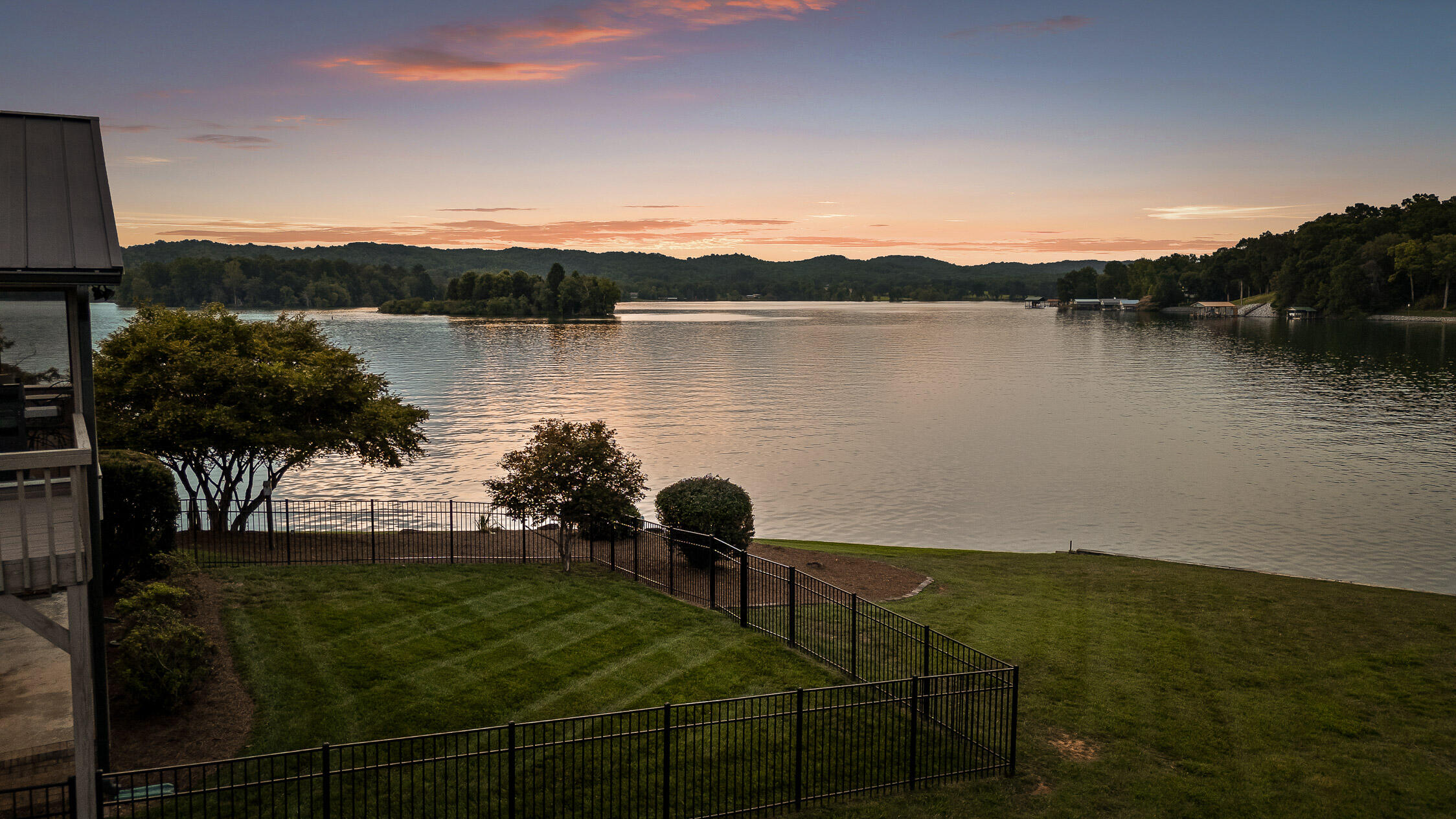 Spring City, Tennessee 37381, United States, 4 Bedrooms Bedrooms, ,4 BathroomsBathrooms,Residential,Active,233576