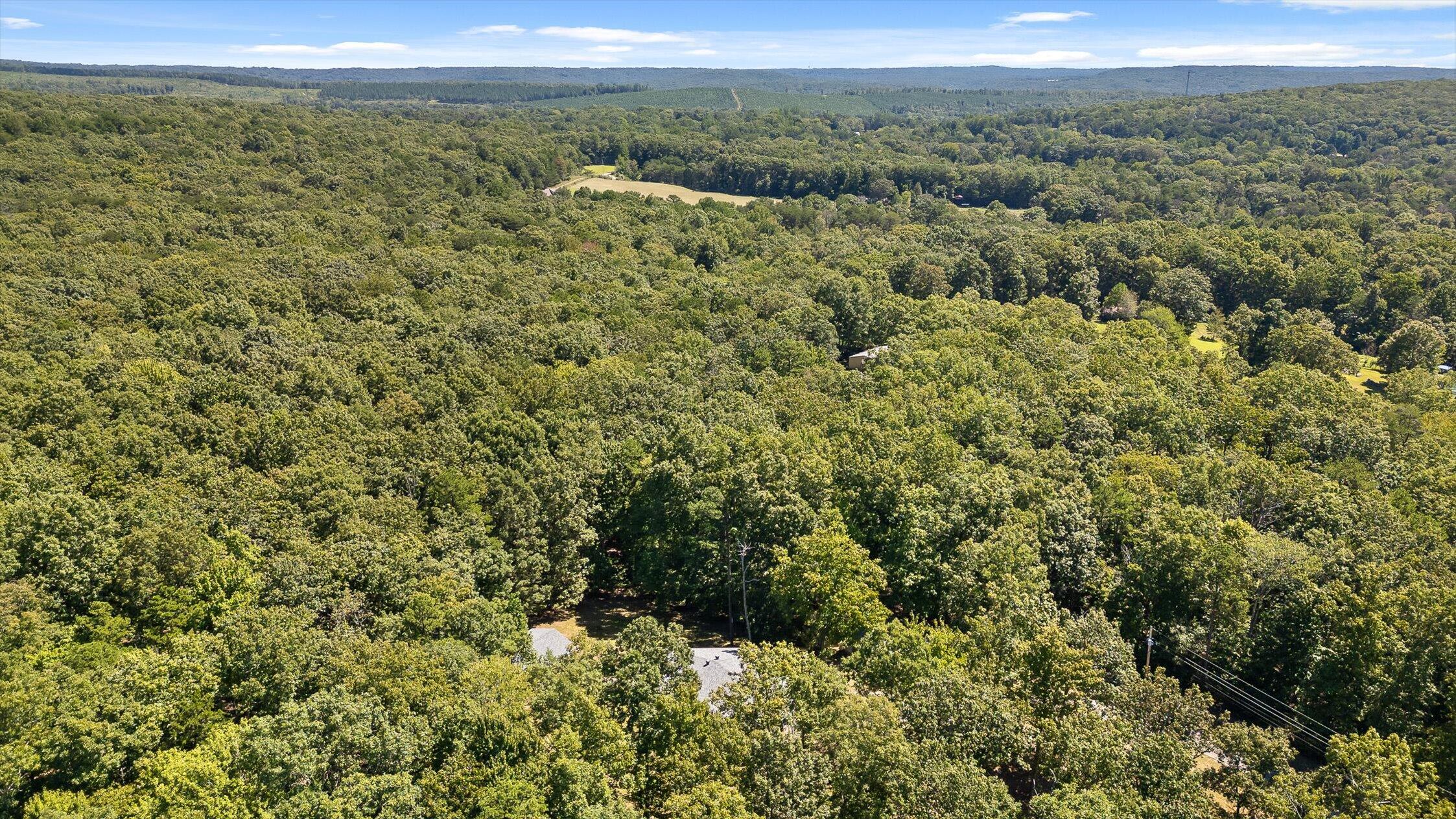 Chattanooga, Tennessee 37405, United States, 4 Bedrooms Bedrooms, ,3 BathroomsBathrooms,Residential,Active,200505