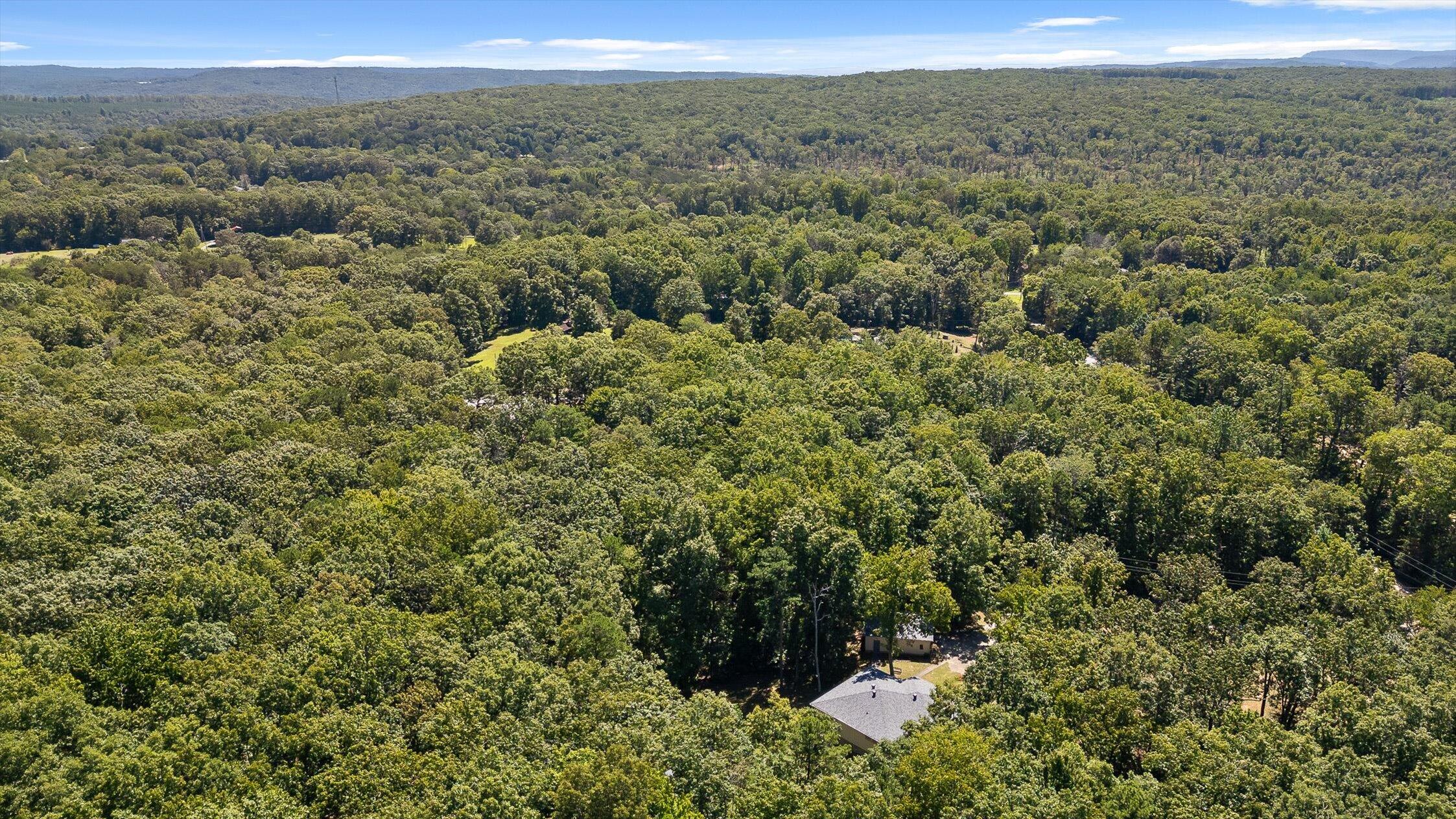 Chattanooga, Tennessee 37405, United States, 4 Bedrooms Bedrooms, ,3 BathroomsBathrooms,Residential,Active,200505