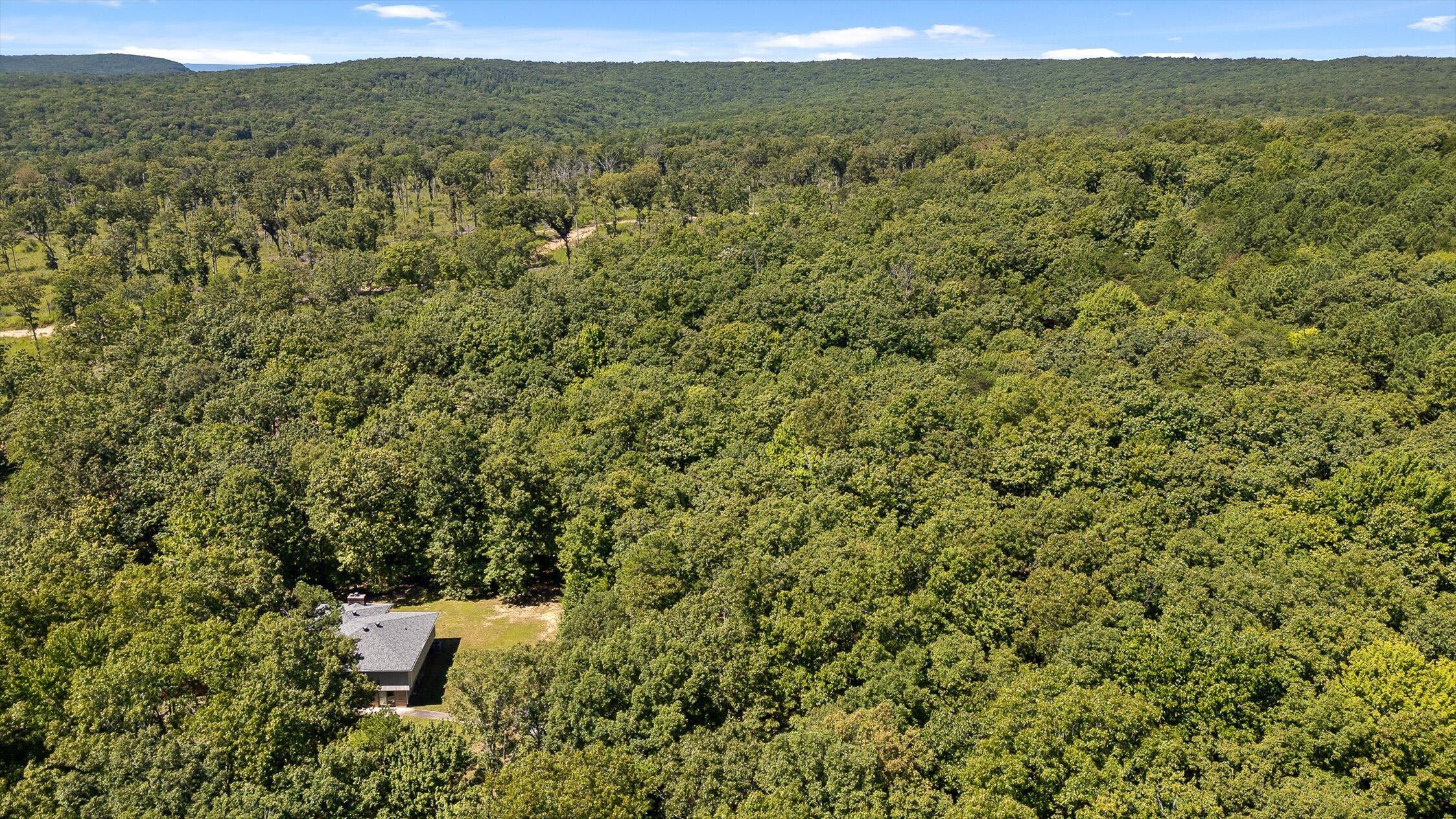 Chattanooga, Tennessee 37405, United States, 4 Bedrooms Bedrooms, ,3 BathroomsBathrooms,Residential,Active,200505