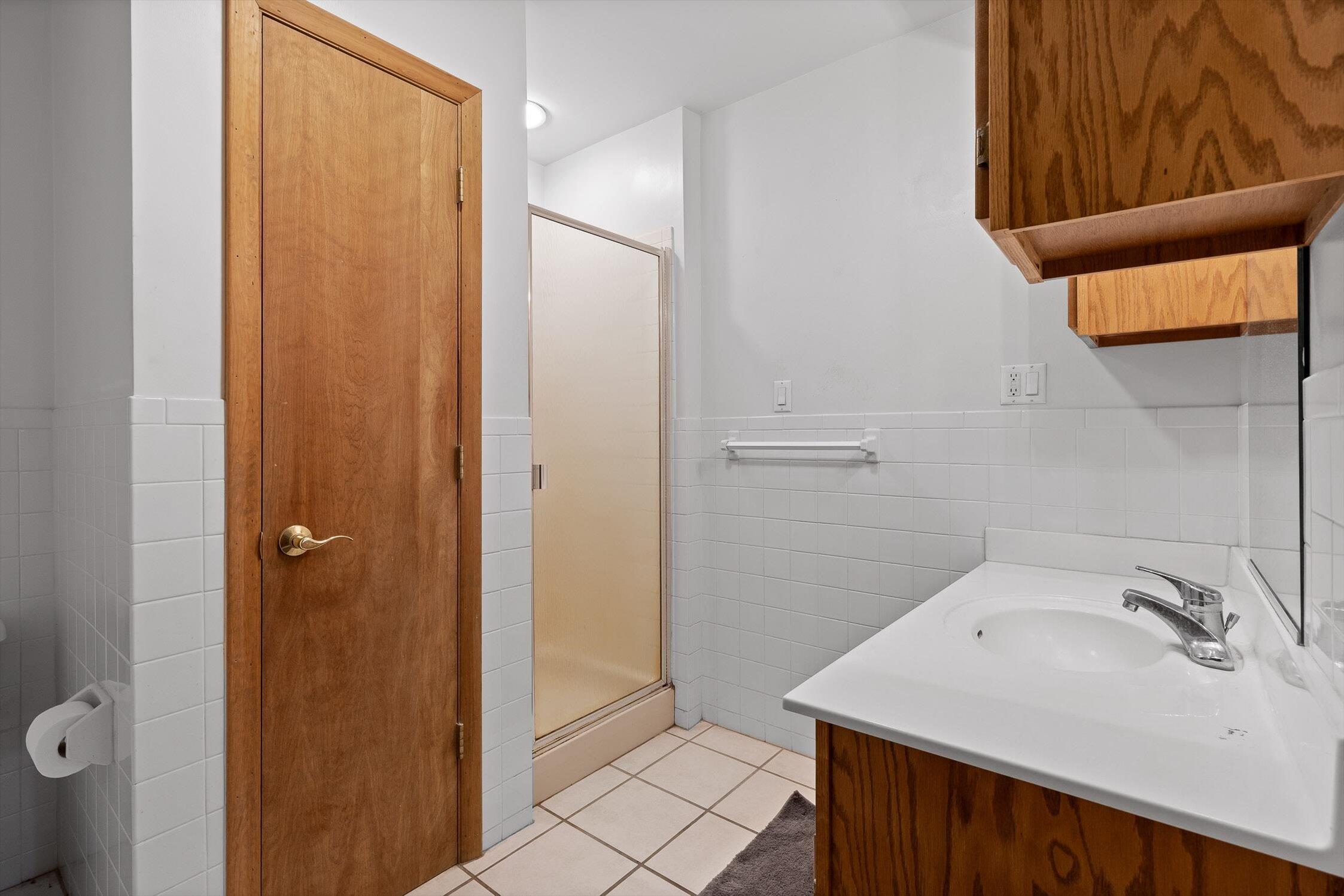 Chattanooga, Tennessee 37405, United States, 4 Bedrooms Bedrooms, ,3 BathroomsBathrooms,Residential,Active,200505