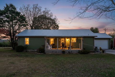 Photo of 4223 Spring Valley Drive, Cohutta, GA 30710 (MLS # 1525380)