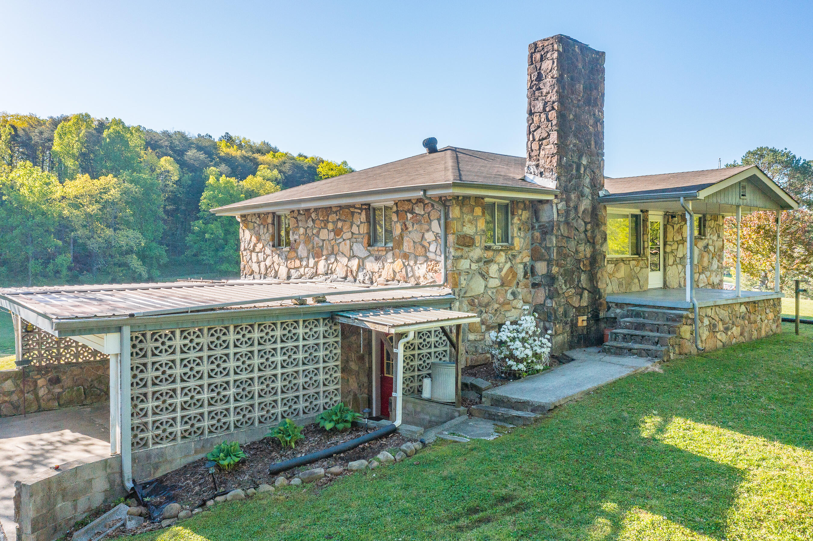 11954 Back Valley Road, Soddy Daisy, Tennessee image 2