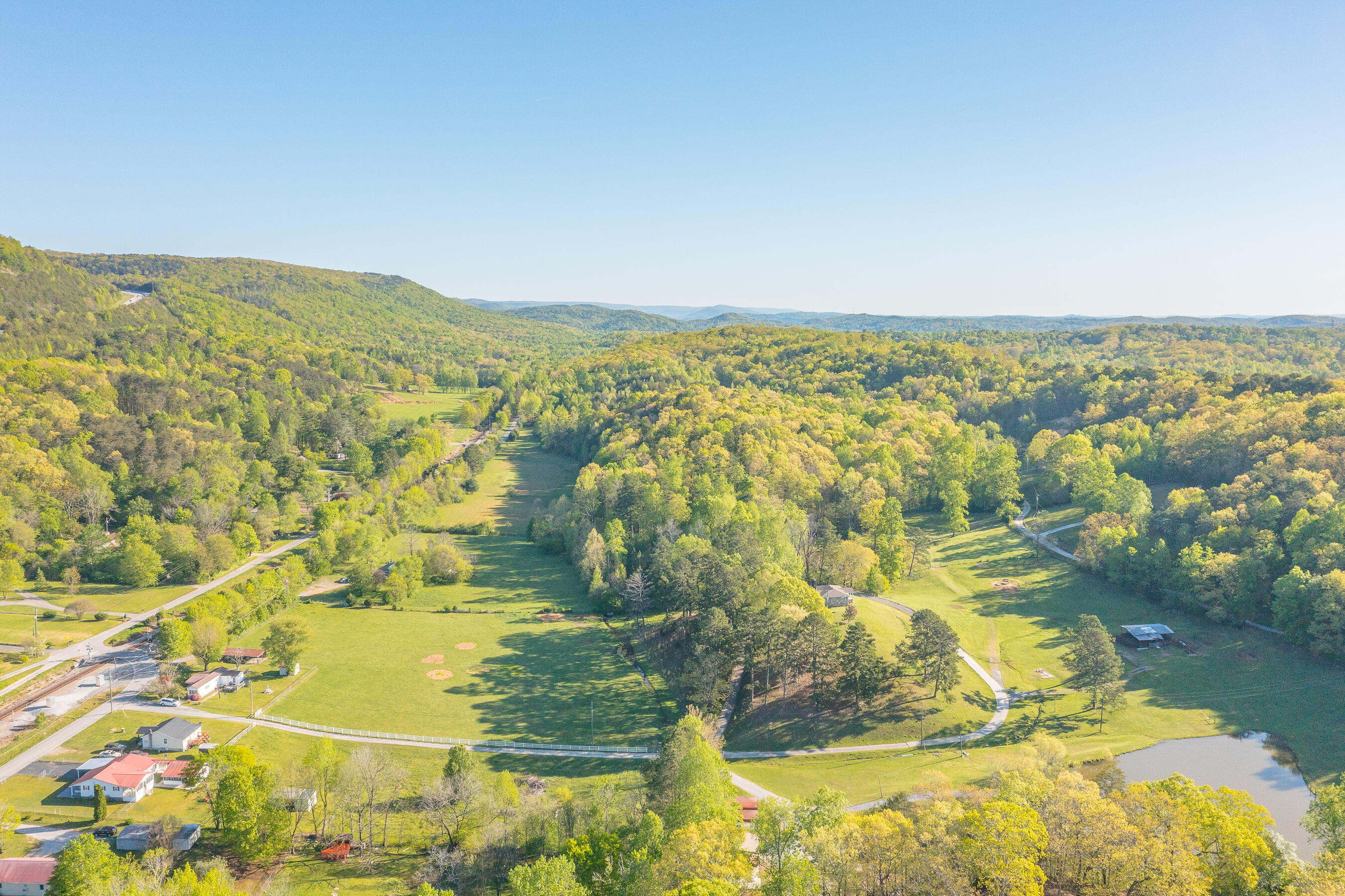 11954 Back Valley Road, Soddy Daisy, Tennessee image 1