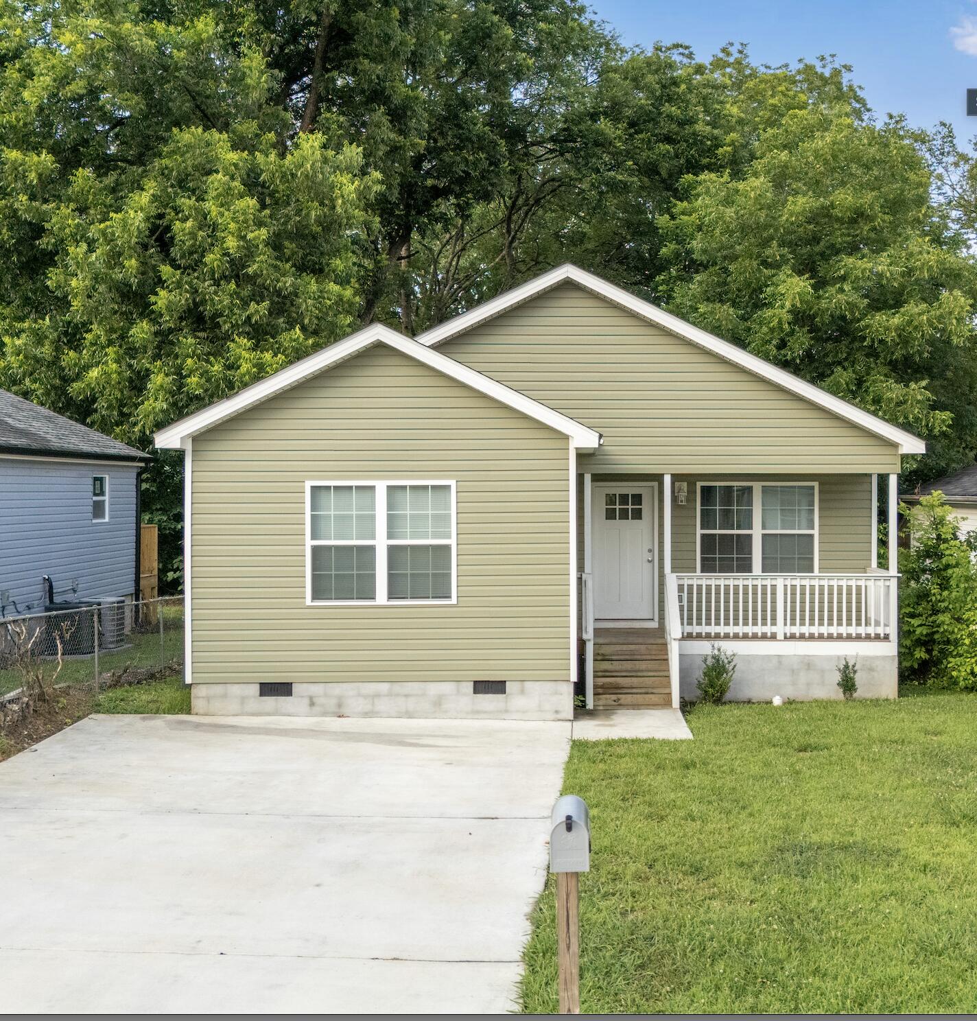 Photo 1 of 31 — 1906 Blackford Street, Chattanooga, TN 37404