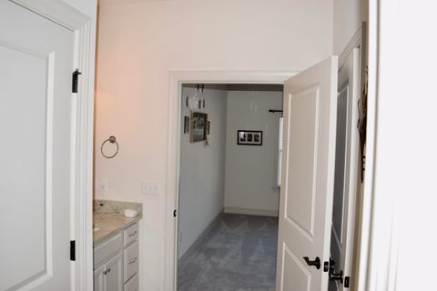 Tiny photo for 3346 Stone Creek Drive, Chattanooga, TN 37405 (MLS # 1527492)