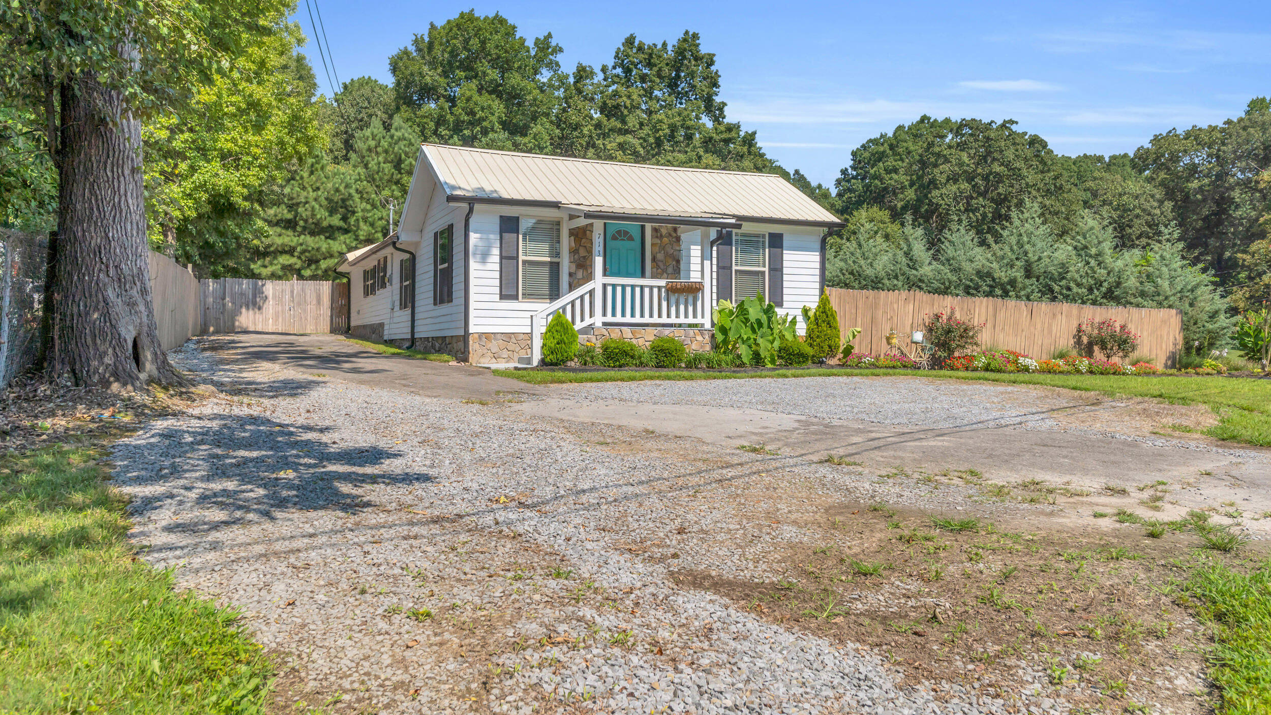 713 Minnis Road