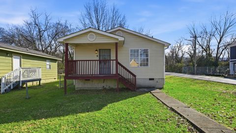 Photo of 1700 Bradt Street, Chattanooga, TN 37406 (MLS # 1533351)