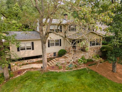 Photo of 504 Fleetwood Drive, Lookout Mountain, TN 37350 (MLS # 1513460)