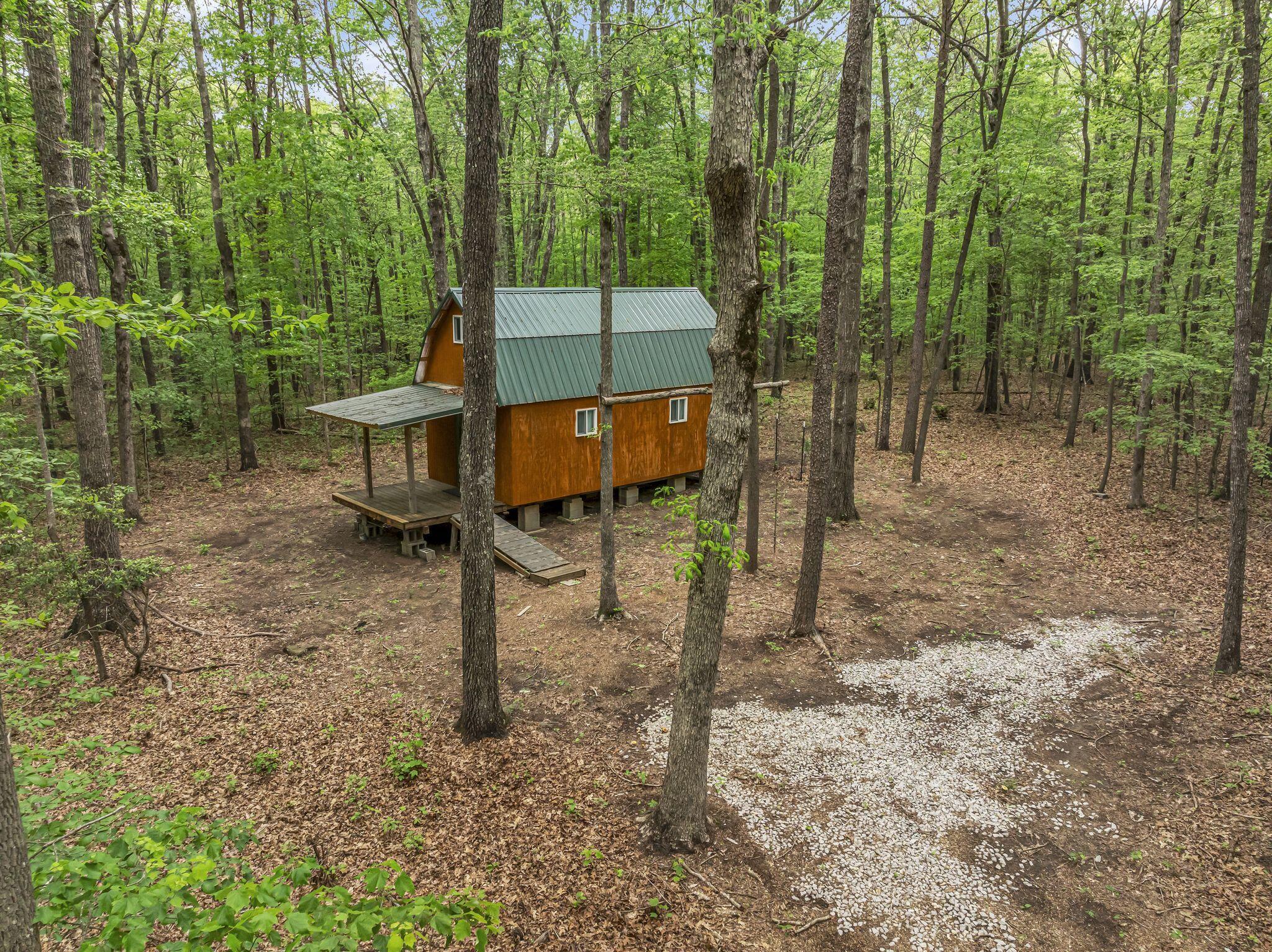 1034 Gadsden Way, Spencer, Tennessee image 4