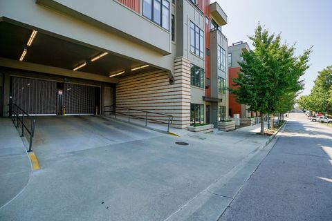 Tiny photo for 129 Walnut Street, Chattanooga, TN 37403 (MLS # 1527399)