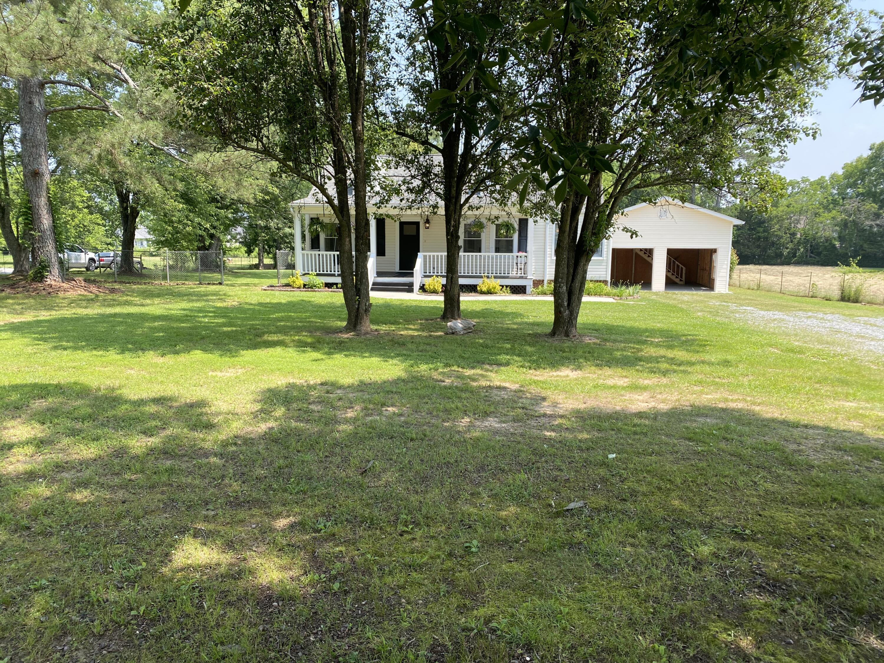 8515 Rancho Drive, Ooltewah, Tennessee image 2