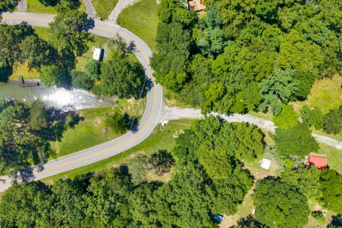 Photo of 16129 Lakewood Drive, Sale Creek, TN 37373 (MLS # 1540839)
