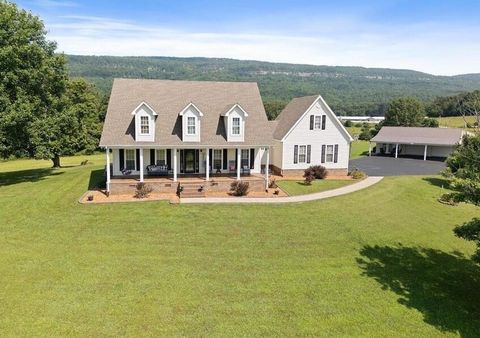 Photo of 115 Main Street, Pikeville, TN 37367 (MLS # 1530268)