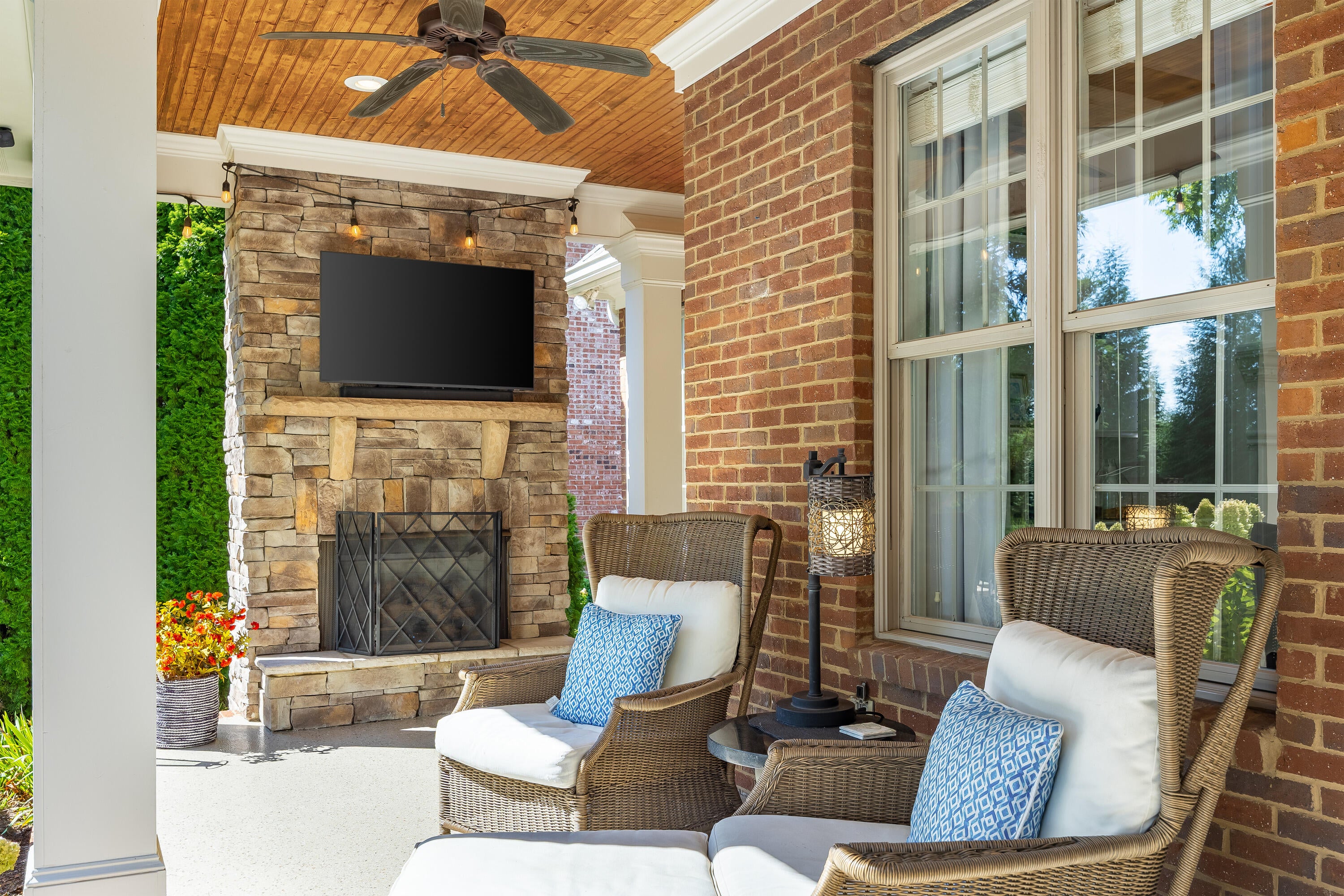 7891 Hampton Cove Drive