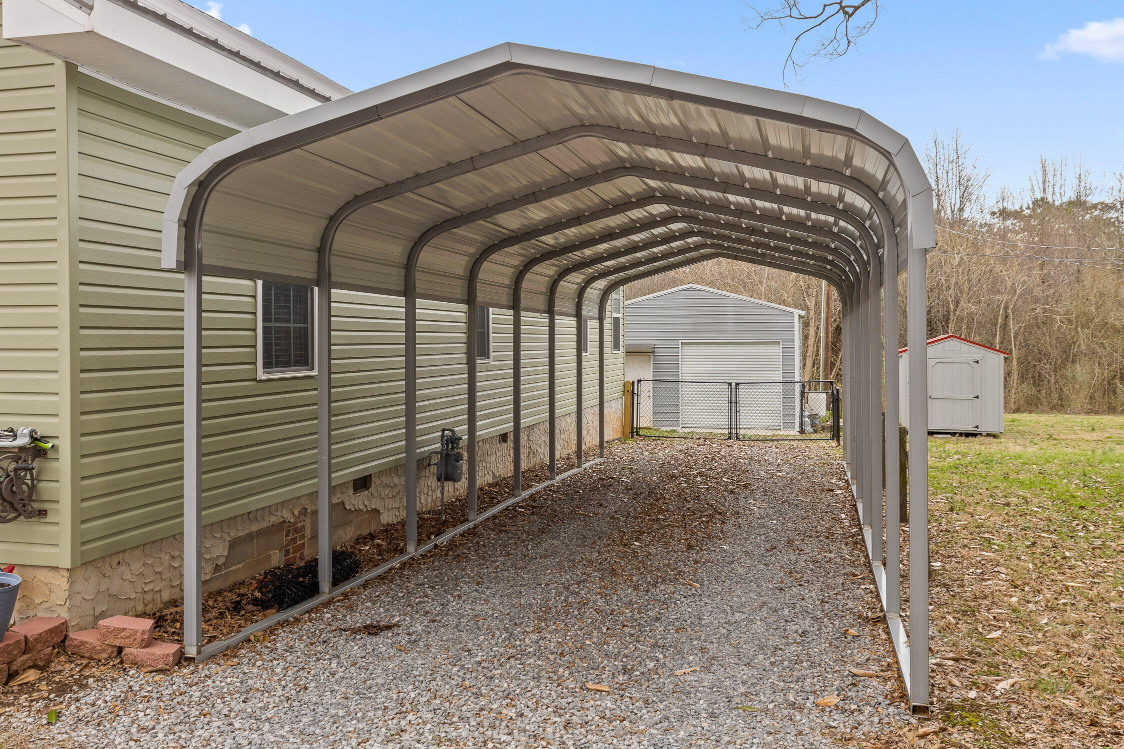 906 Stewart Avenue, Chickamauga, Georgia image 3