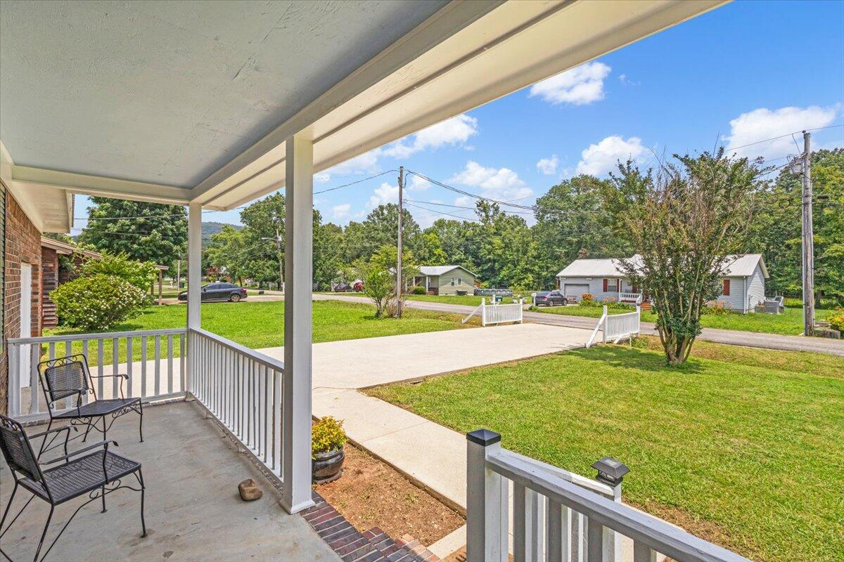 322 Beverly Street, Scottsboro, Alabama image 4
