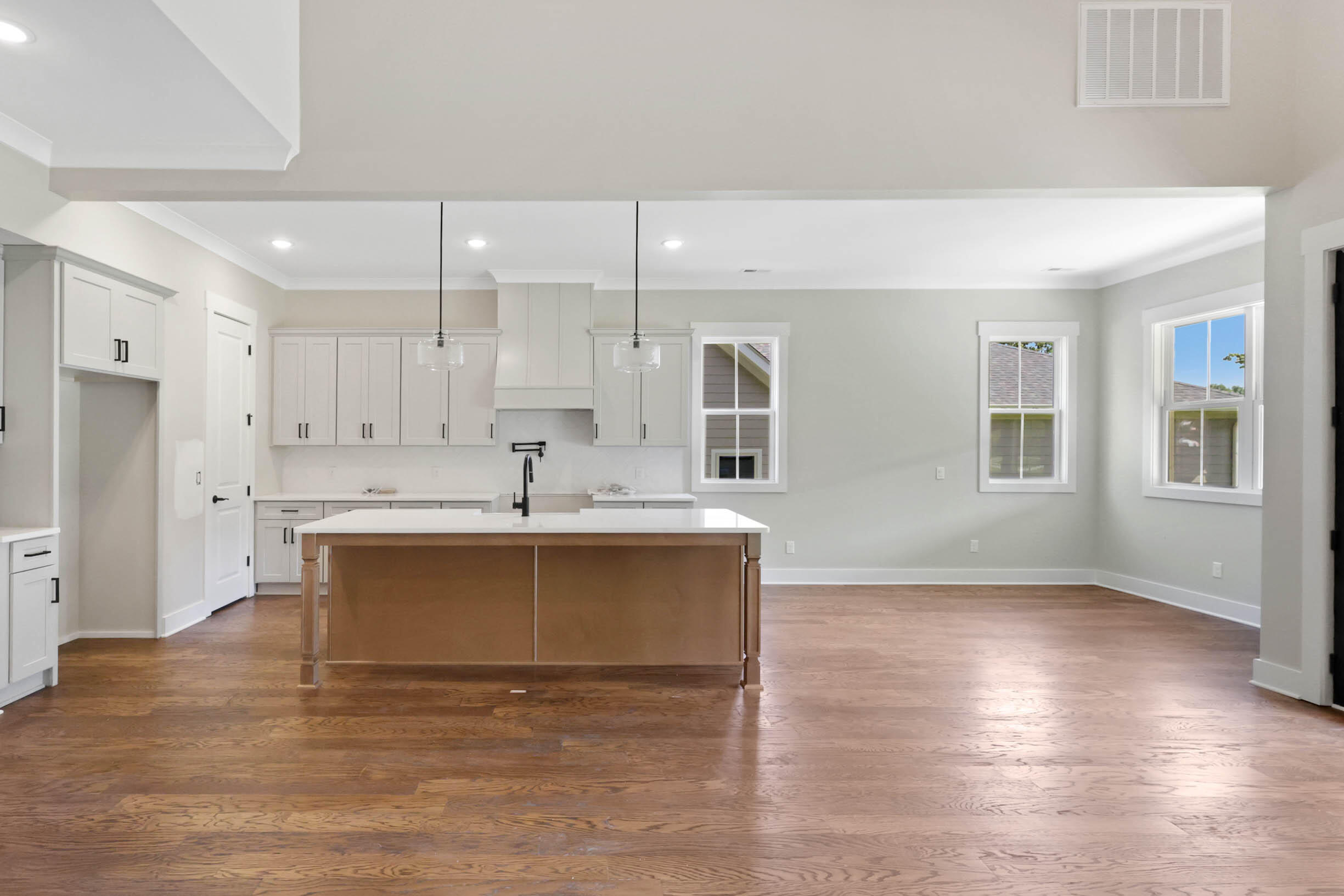 8112 Sir Oliphant Way Lot #32