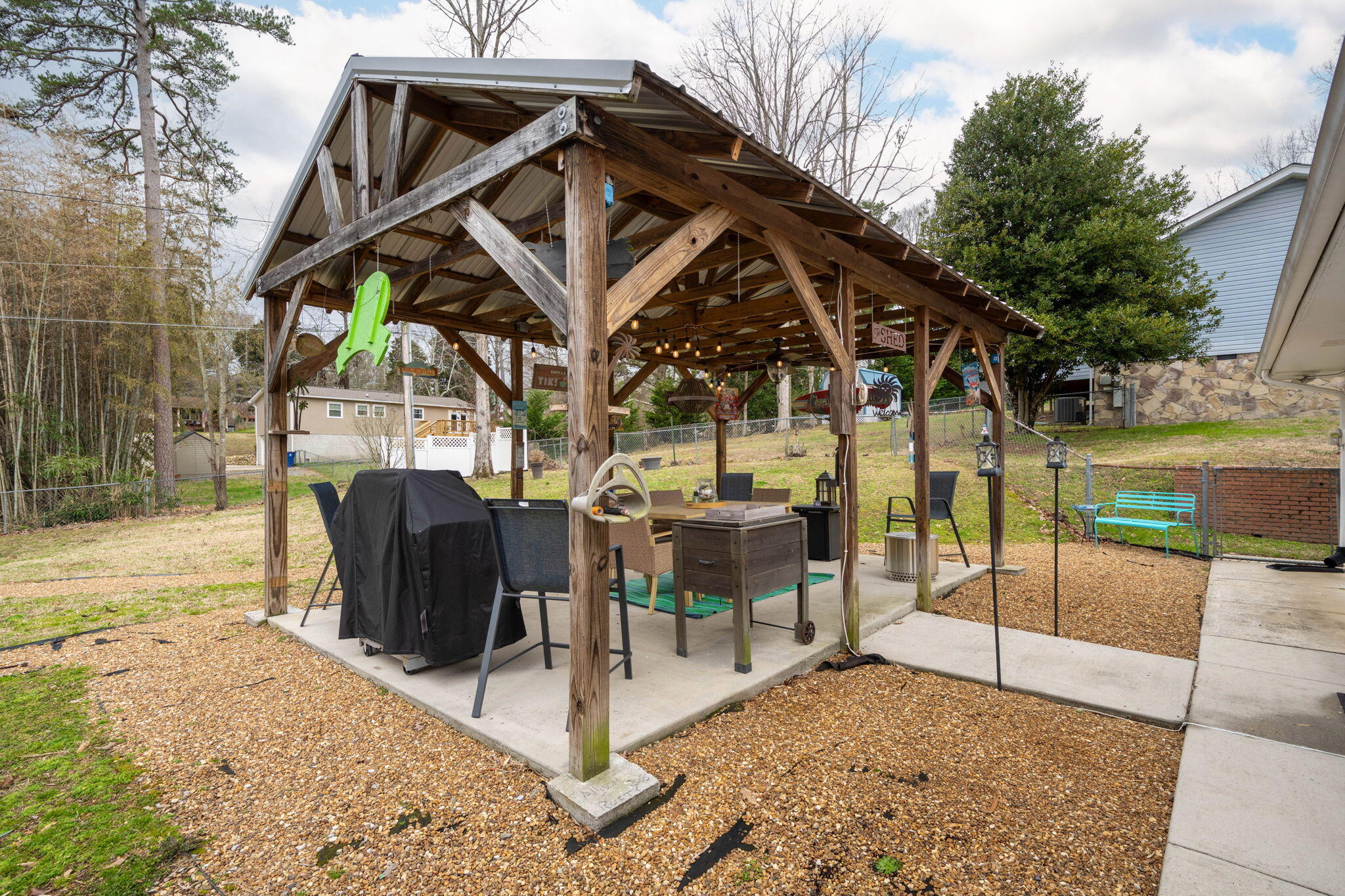 2312 Lyons Lane, Soddy Daisy, Tennessee image 37