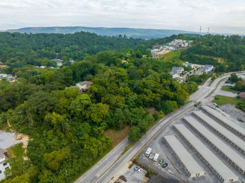 Tiny photo for 915 Dallas Road, Chattanooga, TN 37405 (MLS # 1361628)