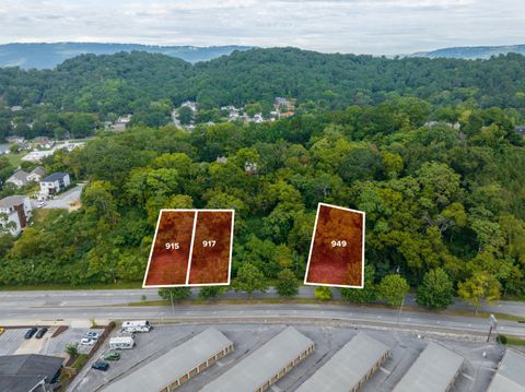 Tiny photo for 915 Dallas Road, Chattanooga, TN 37405 (MLS # 1361628)