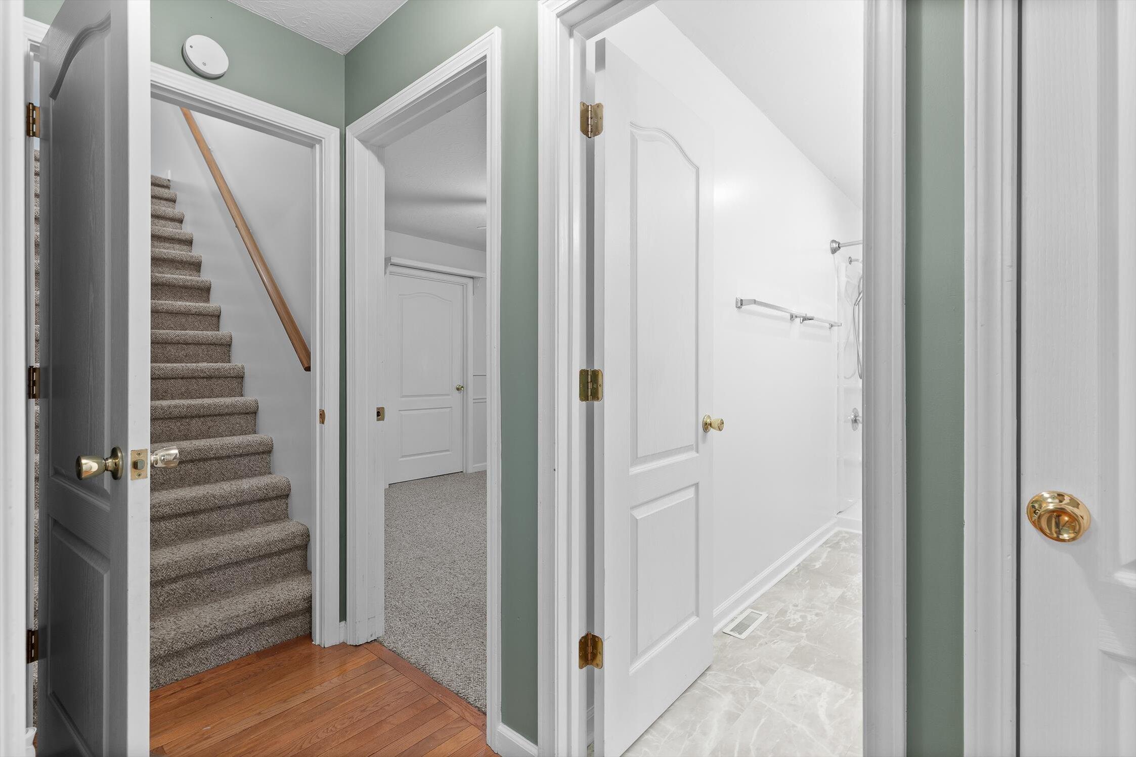 Crossville, Tennessee 38555, United States, 4 Bedrooms Bedrooms, ,3 BathroomsBathrooms,Residential,Active,230675